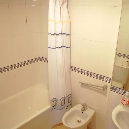 Apartment Global Immo 3290 Carla Mar